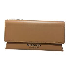 Burberry Large Sunglass Case New, Fits Most Glasses, Microfiber Bag Included